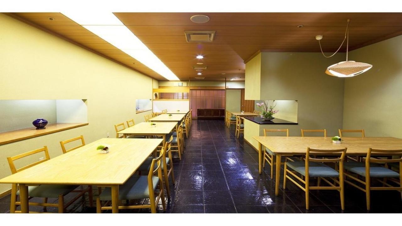 Hotel Grand Hill Ichigaya Tokio Exterior foto